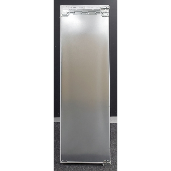 Bosch Series 6 Built-In Fully Integrated Freezer GIN81AC30A